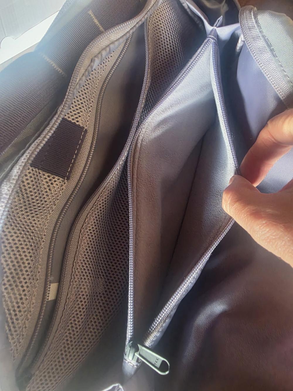 The North Face Men's Lilac ENDLESS DUSK Crossbody Sling Bag - UNUSED - Picture 11 of 16